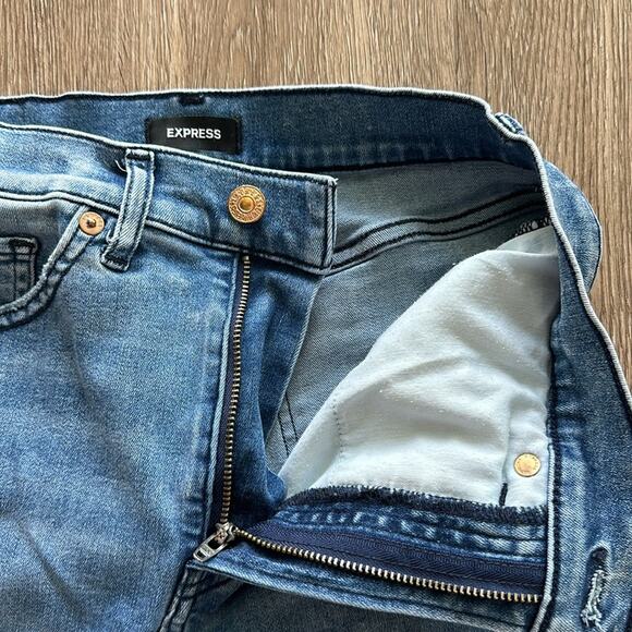 Express High Rise Cropped Skinny Jeans Medium Wash Size 6 Distressed Raw Hem - Picture 4 of 6